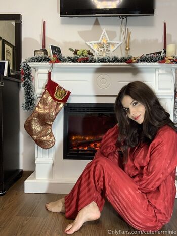 Leaked Giullia buscacio/ private photo viral onlyfans