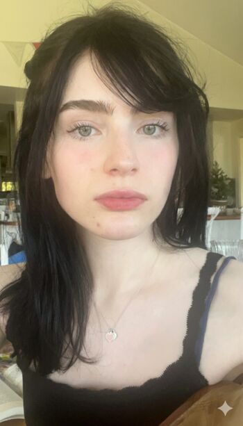 Full leaked Elle private photo