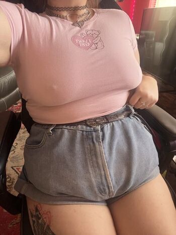 Full leaked Footinches private onlyfans photo