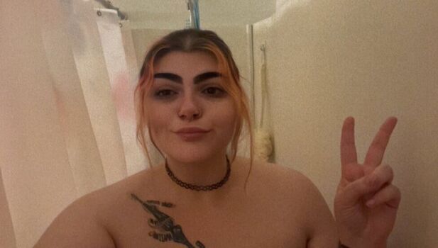 Full leaked Footinches private onlyfans photo