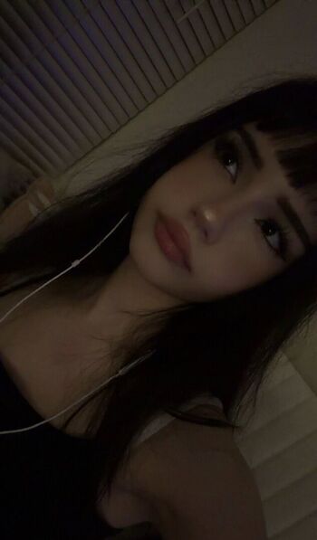 Full leaked Imay private photo