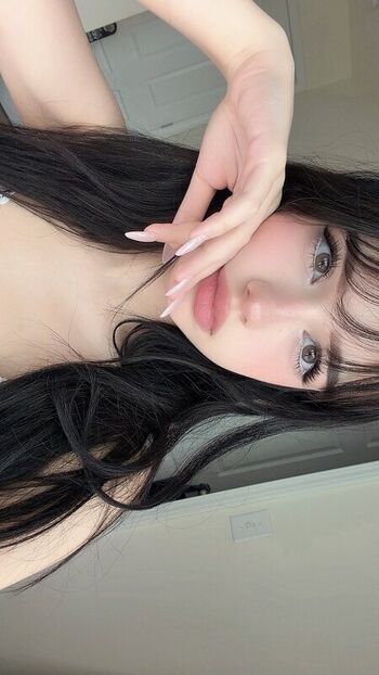 Full leaked Imay private photo