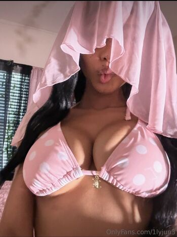Full leaked Lyjune private photo