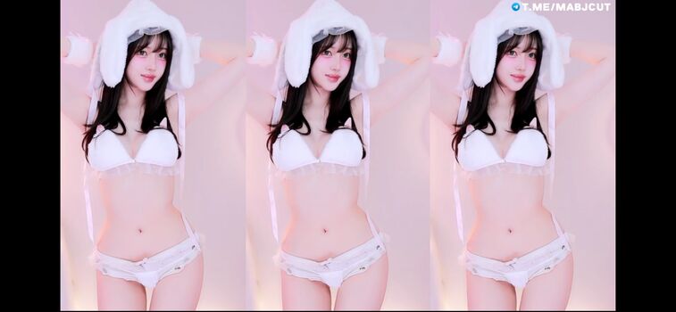 Full leaked Yoon private photo