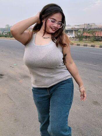 Full leaked Aastha singh private photo