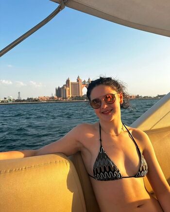 Full leaked Abbi pulling private photo