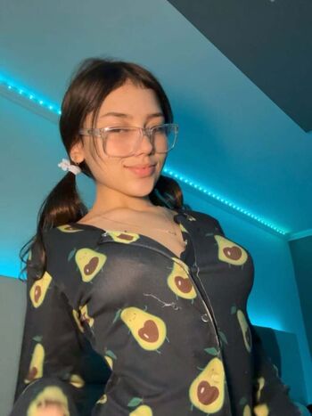 Full leaked Abbyvibes private photo