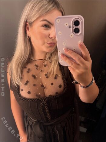 Full leaked Abcdesi private photo