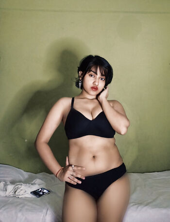 Full leaked Abhipsa karmakar private photo