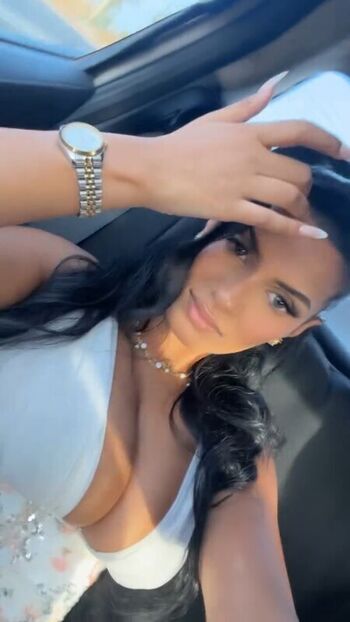 Full leaked Abida private photo