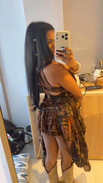 Full leaked Abida private photo