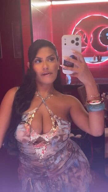 Full leaked Abida private photo