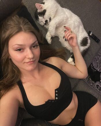 Full leaked Abigail private photo