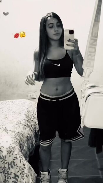 Full leaked Abril arg private photo