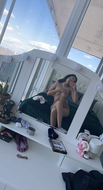 Full leaked Acaciahoney private photo
