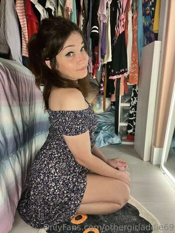 Full leaked Addielove private photo