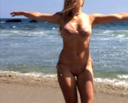 Full leaked Addison rae  page private photo