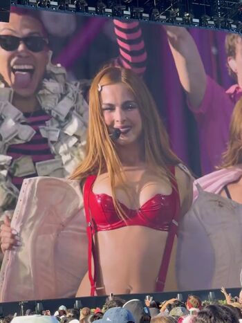 Full leaked Addison rae  page private onlyfans photo