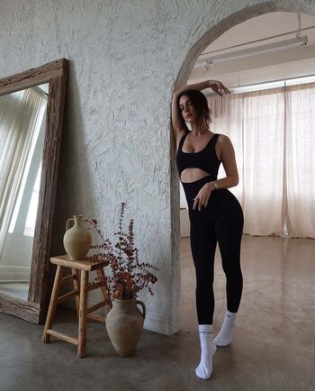Full leaked Adelaide kane private photo