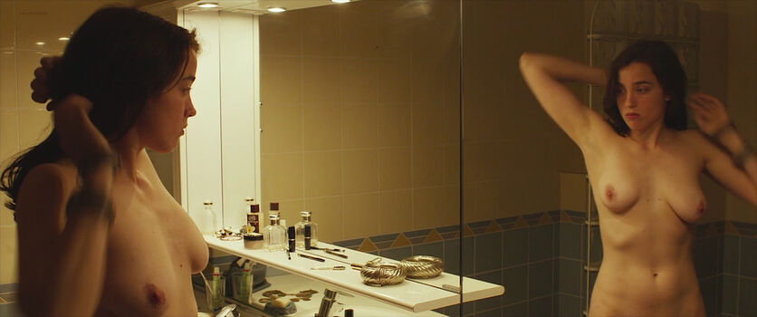 Full leaked Adele haenel private photo
