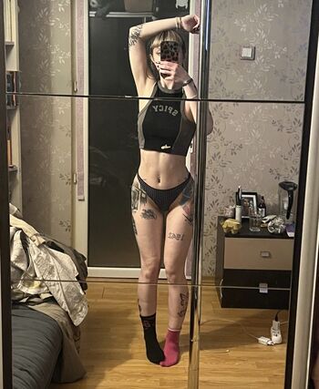 Full leaked Adelinam private photo