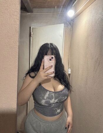 Full leaked Adelinakj private onlyfans photo