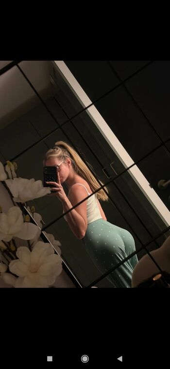 Full leaked Adixia  page private photo