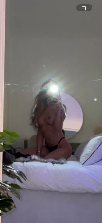 Full leaked Adixia  page private photo