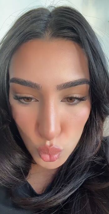 Full leaked Adolladola page private photo