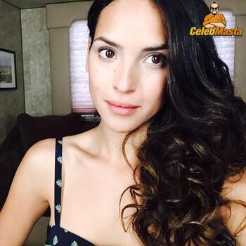 Full leaked Adria arjona private photo