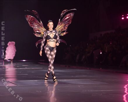 Full leaked Adriana lima page private photo