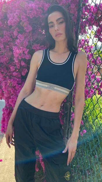 Full leaked Adrianne ho private photo