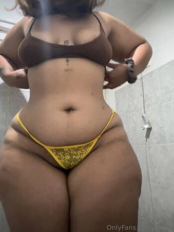 Full leaked Adriix private photo