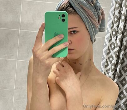 Full leaked Aerints private photo