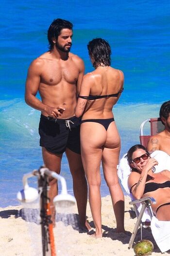 Full leaked Agatha moreira private photo