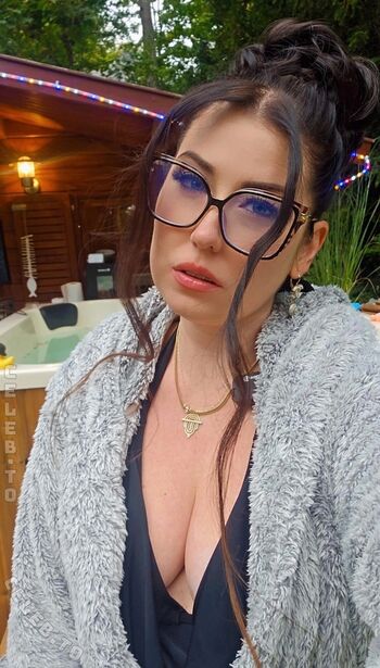 Full leaked Ailenax private photo