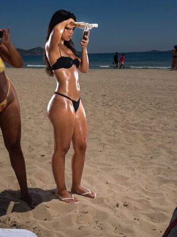 Full leaked Aimeejaihall private photo