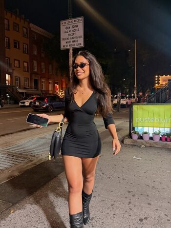 Full leaked Aimeejaihall page private photo