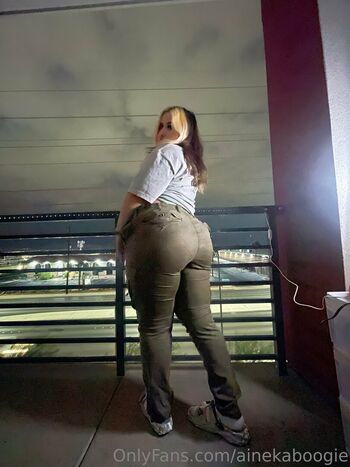Full leaked Ainekaboogie private photo