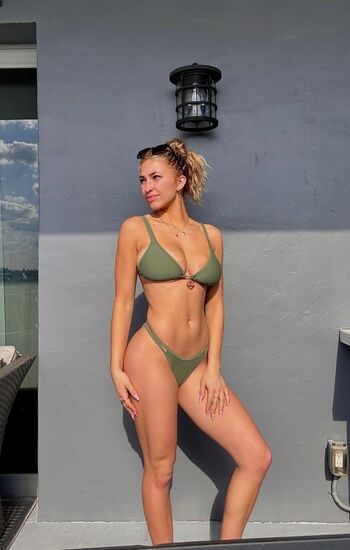 Full leaked Ainsley nutter private onlyfans photo