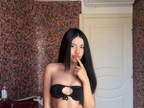 Full leaked Aishagguull private photo