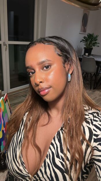 Full leaked Aishamoshope private photo