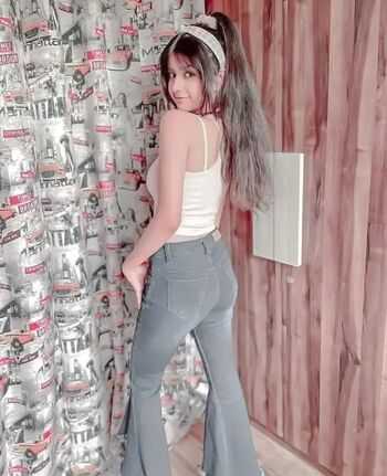 Full leaked Aishwarya harishankar private photo