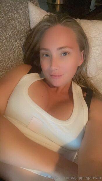 Full leaked Aj applegate page private photo