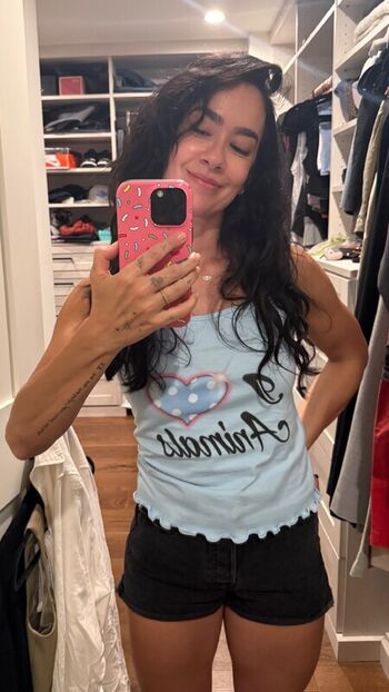 Full leaked Aj lee private photo