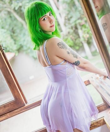 Full leaked Akemiangel page private photo