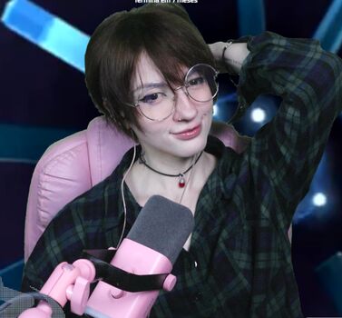 Full leaked Akemy sama private photo