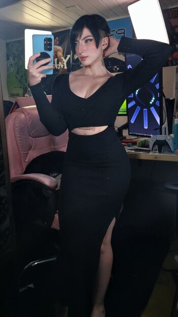 Full leaked Akemy sama private photo