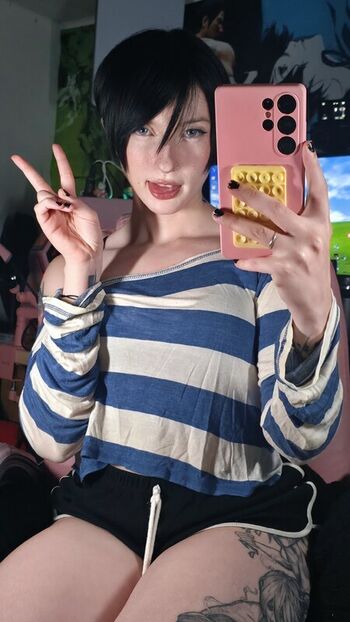 Full leaked Akemy sama page private photo