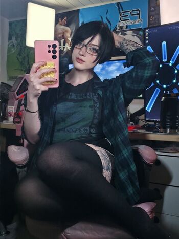 Full leaked Akemy sama page private photo